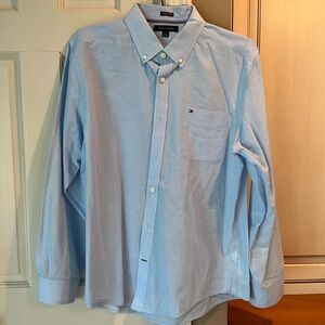 Men’s buttondown shirt